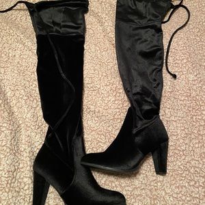 Over the knee black velvet heeled boots